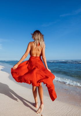 Beach Vacation Outfit Ideas for Summer 2020