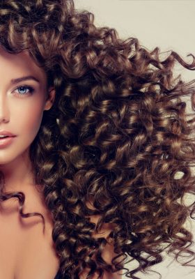 How to Get and Keep Curly Hair